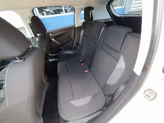 Peugeot 2008 1.2 PureTech Active picture 26