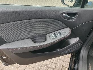 Renault Clio 1.3 TCe R.S. Line Automaat picture 14