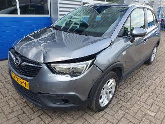 Schadeauto Opel Crossland X 1.2 Turbo Innovation 2018/11