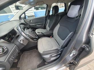 Renault Captur 1.5 dCi Expression picture 15