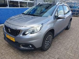 škoda osobní automobily Peugeot 2008 1.2 PureTech Blue Lion 2017/11
