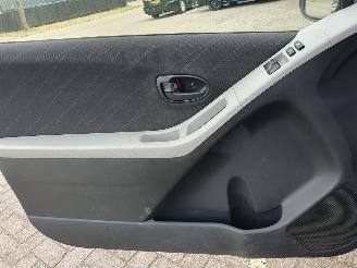 Toyota Yaris 1.0 VVTi picture 11