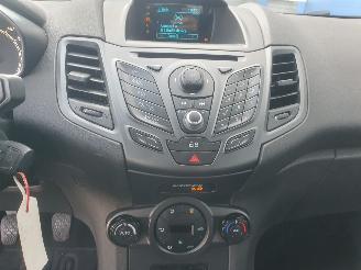 Ford Fiesta 1.5 TDCi picture 17