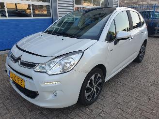 krockskadad bil auto Citroën C3 1.2 PureTech Exclusive 2016/4