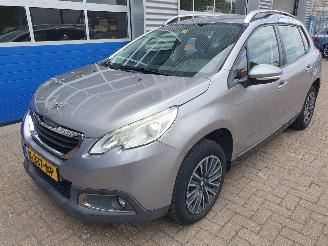 Avarii autoturisme Peugeot 2008 1.2 Puretech Allure 2015/7