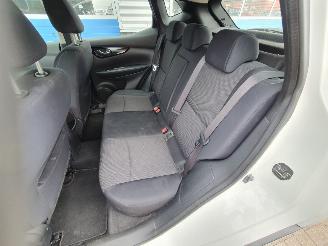 Nissan Qashqai 1.5 dCi Connect Edition picture 25