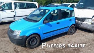 Vrakbiler auto Fiat Panda Panda (169), Hatchback, 2003 / 2013 1.1 Fire 2005/4