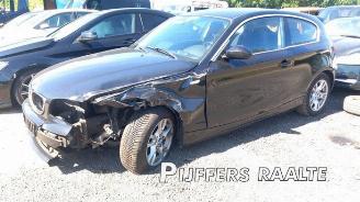 BMW 1-serie 1 serie (E81), Hatchback 3-drs, 2006 / 2012 118i 16V picture 1
