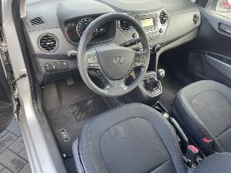 Hyundai I-10 1.0i Comfort N.A.P NL PRACHTIG!!! picture 7