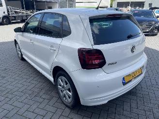 Volkswagen Polo 1.2 TDI BlueMotion Comfort Edition NL AUTO N.A.P picture 3