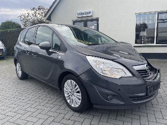 Schadeauto Opel Meriva Opel Meriva 1.4 Turbo Design Edition LPG N.A.P NL AUTO 2013/7