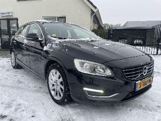 Volvo V-60 1.6 D2 Summum AUTOMAAT N.A.P NL AUTO PRACHTIG!!!! picture 1