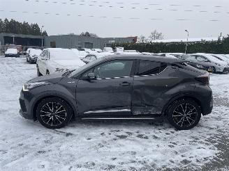 Toyota C-HR 1.8 Hybrid Bi-Tone dealer onderhouden auto prachtig!!! picture 4