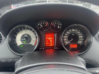 Peugeot RCZ 1.6 THP Limited Edition Mooie goed onderhouden auto picture 9