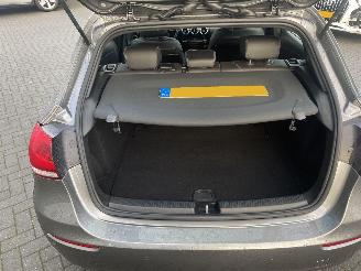 Mercedes A-klasse A-klasse 180D  AUTOMAAT N.A.P NL AUTO PRACHTIG!!! picture 13