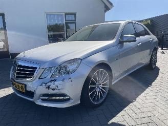 Schadeauto Mercedes E-klasse 200 CGI Business Class Avantgarde AUTOMAAT PRACHTIG!!! 2010/6