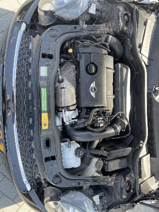 Schadeauto Mini Cooper S Chili 184PK !!! 2011/3