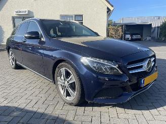 damaged passenger cars Mercedes C-klasse Estate 350 e Lease Edition N.A.P NL AUTO PRACHTIG!!! 2015/1