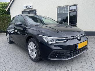 uszkodzony samochody osobowe Volkswagen Golf 2.0 TDI Golf 2020/10