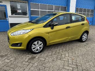 Voiture accidenté Ford Fiesta 1.25  TITANIUM 2015/1