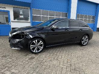 Schadeauto Mercedes Cla-klasse 180 AMBITION  SHOOTING BRAKE 2017/5
