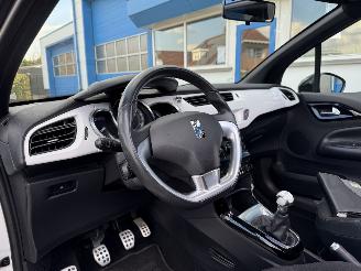 Citroën DS3 1.2 VTI  CABRIO picture 18