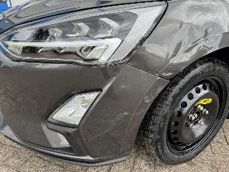 Ford Focus 1.0 ECOBOOST  TITANIUM  BUSINESS picture 10