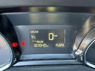 Peugeot 308 1.2 E-THP  ALLURE picture 23