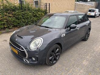 krockskadad bil auto Mini Cooper S 2.0 Cooper S Chili Automaat Pano 192pk 2015/10