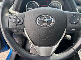 Toyota Auris 1.8 Hybrid Lease+ Pano picture 17