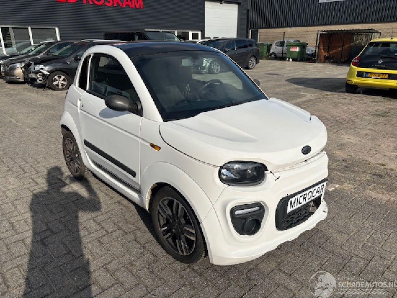 Microcar  Due Initial