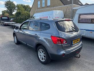 Vaurioauto  passenger cars Nissan Qashqai+2 1.6 Optima Pano 7-pers 2009/12