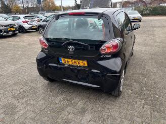 Toyota Aygo 1.0 12v 5-drs airco picture 3