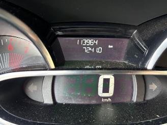 Renault Clio 1.2 16v 5-drs clima picture 13