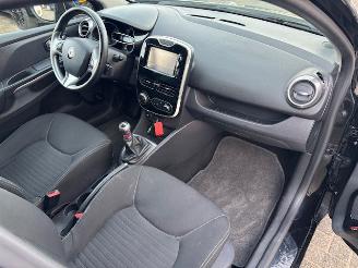 Renault Clio 1.2 16v 5-drs clima picture 9