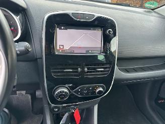 Renault Clio 1.2 16v 5-drs clima picture 11