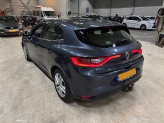 Unfallwagen Renault Mégane 1.2 TCe Zen 2017/5
