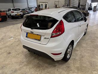 Ford Fiesta 1.6 Sport airco NAP picture 3