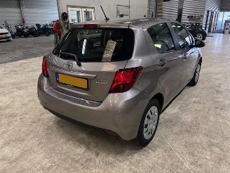 Toyota Yaris 1.3 5-drs airco navi picture 3