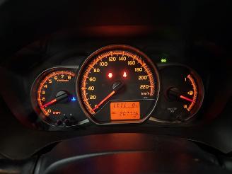 Toyota Yaris 1.3 5-drs airco navi picture 12