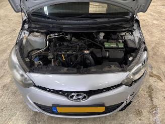 Hyundai I-20 1.2 I-motion 5-drs airco picture 11