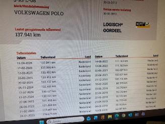 Volkswagen Polo 1.2 TSI  5-drs Highline NAP picture 15