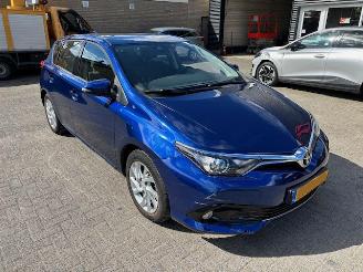 Toyota Auris 1.2 T  Aspiration clima 2016/9