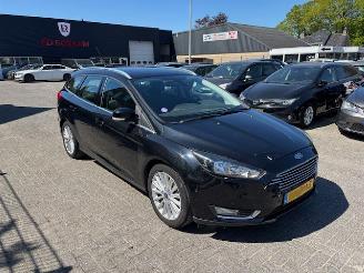 Vaurioauto  passenger cars Ford Focus 1.0 Titanium Edition 2015/7