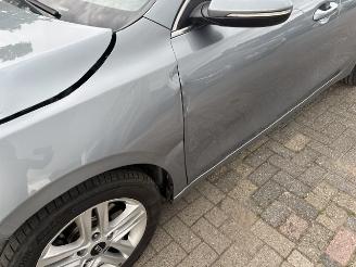 Kia Ceed 1.4T GDI Automaat  Dynamic Plus Line picture 6