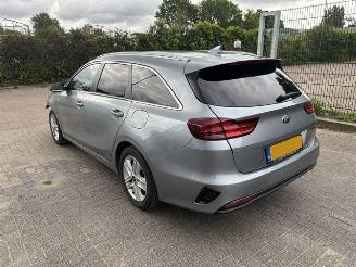 krockskadad bil auto Kia Ceed 1.4T GDI Automaat  Dynamic Plus Line 2019/8