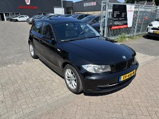 krockskadad bil auto BMW 1-serie 120d  5-drs clima  177pk 2008/6