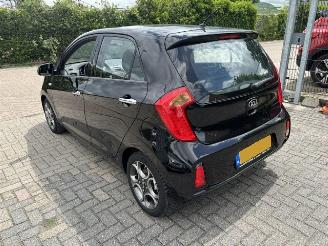 Damaged car Kia Picanto 1.2 DynamicLine 2016/1