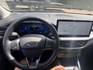 Ford Focus 1.0 Eco Hybrid Titanium X  NAP  NW model picture 16