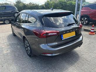 Unfallwagen Ford Focus 1.0 Eco Hybrid Titanium X  NAP  NW model 2022/8
